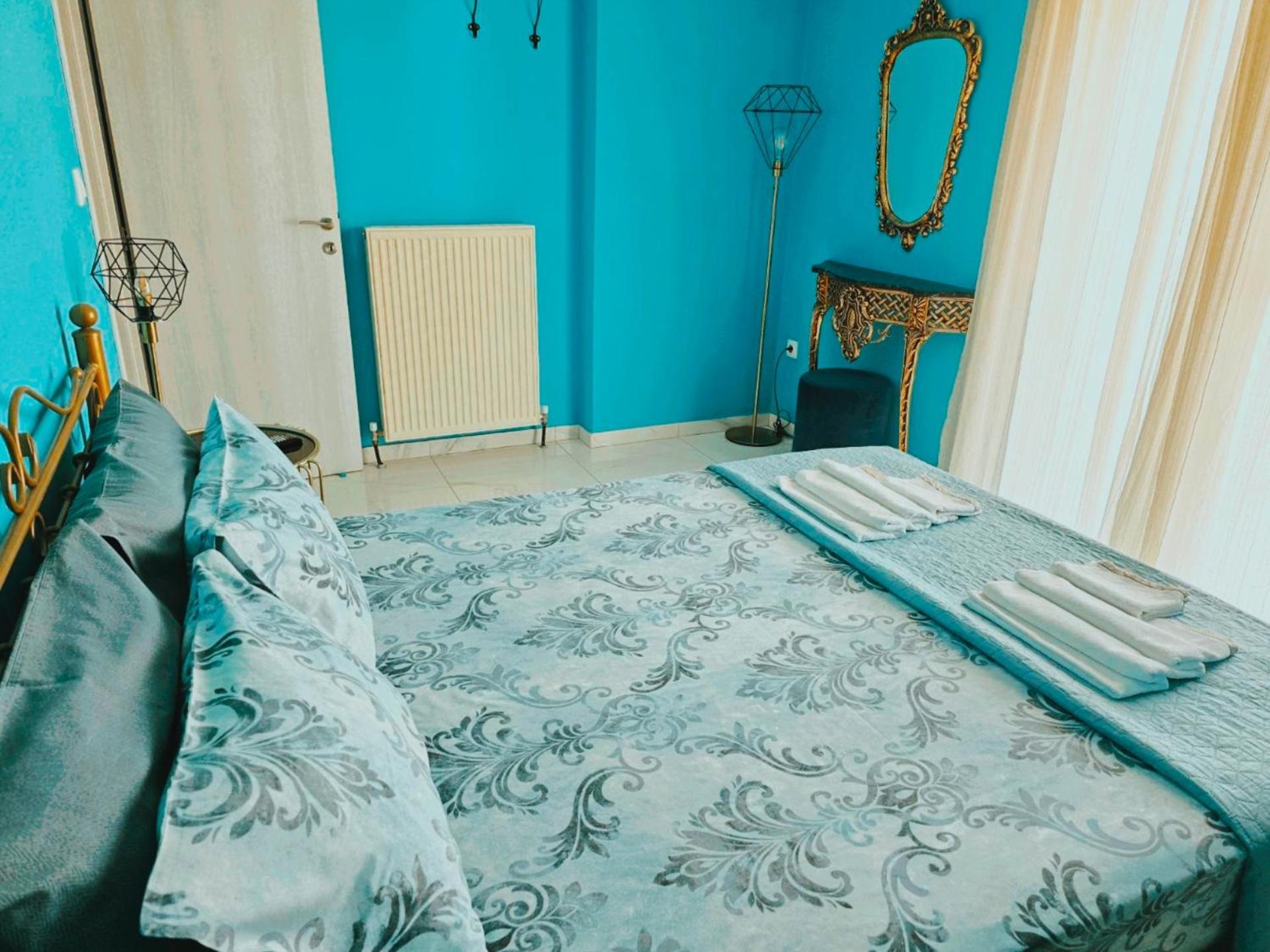 Vintage Art Home On The Sea テッサロニキ エクステリア 写真