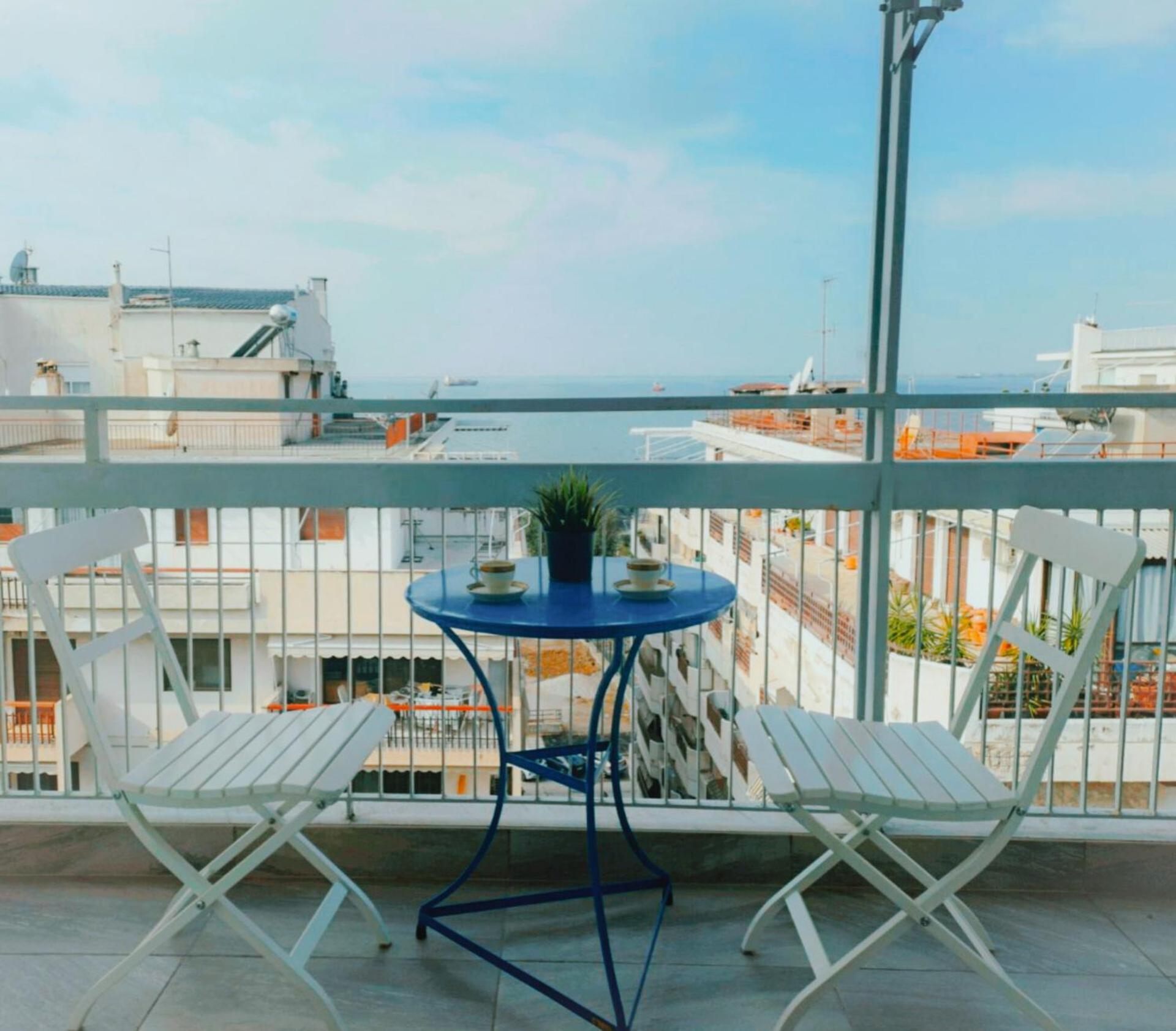 Vintage Art Home On The Sea テッサロニキ エクステリア 写真